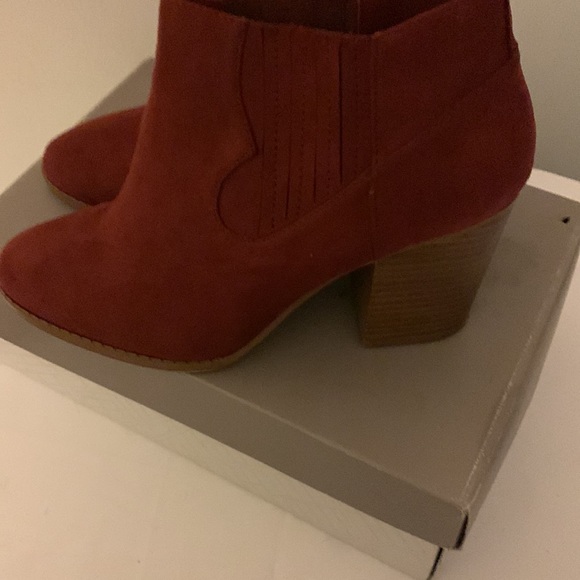 Rust suede western Bootie - Picture 3 of 6